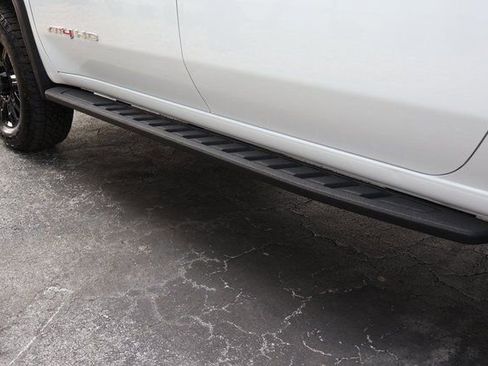 New 2026 GMC Sierra 2500 AT4 w/ AT4 Premium Plus Package AWD/4WD image 9