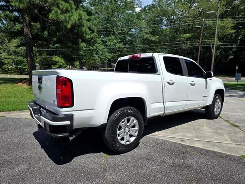 Used 2017 Chevrolet Colorado LT w/ LT Convenience Package image 3