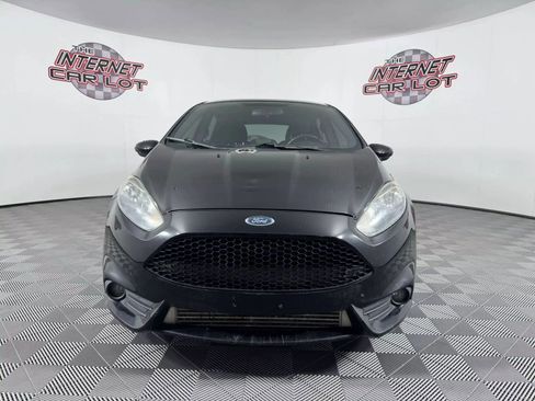 Used 2016 Ford Fiesta ST image 2