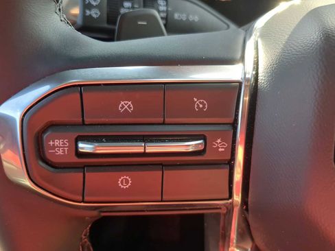 Used 2026 GMC Terrain Elevation w/ Elevation Premium Package FWD image 16
