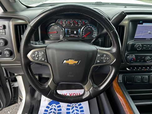 Used 2018 Chevrolet Silverado 2500 High Country w/ Duramax Plus Package image 33