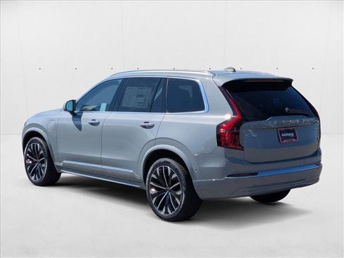 New 2026 Volvo XC90 T8 Plus w/ Protection Package AWD/4WD image 9