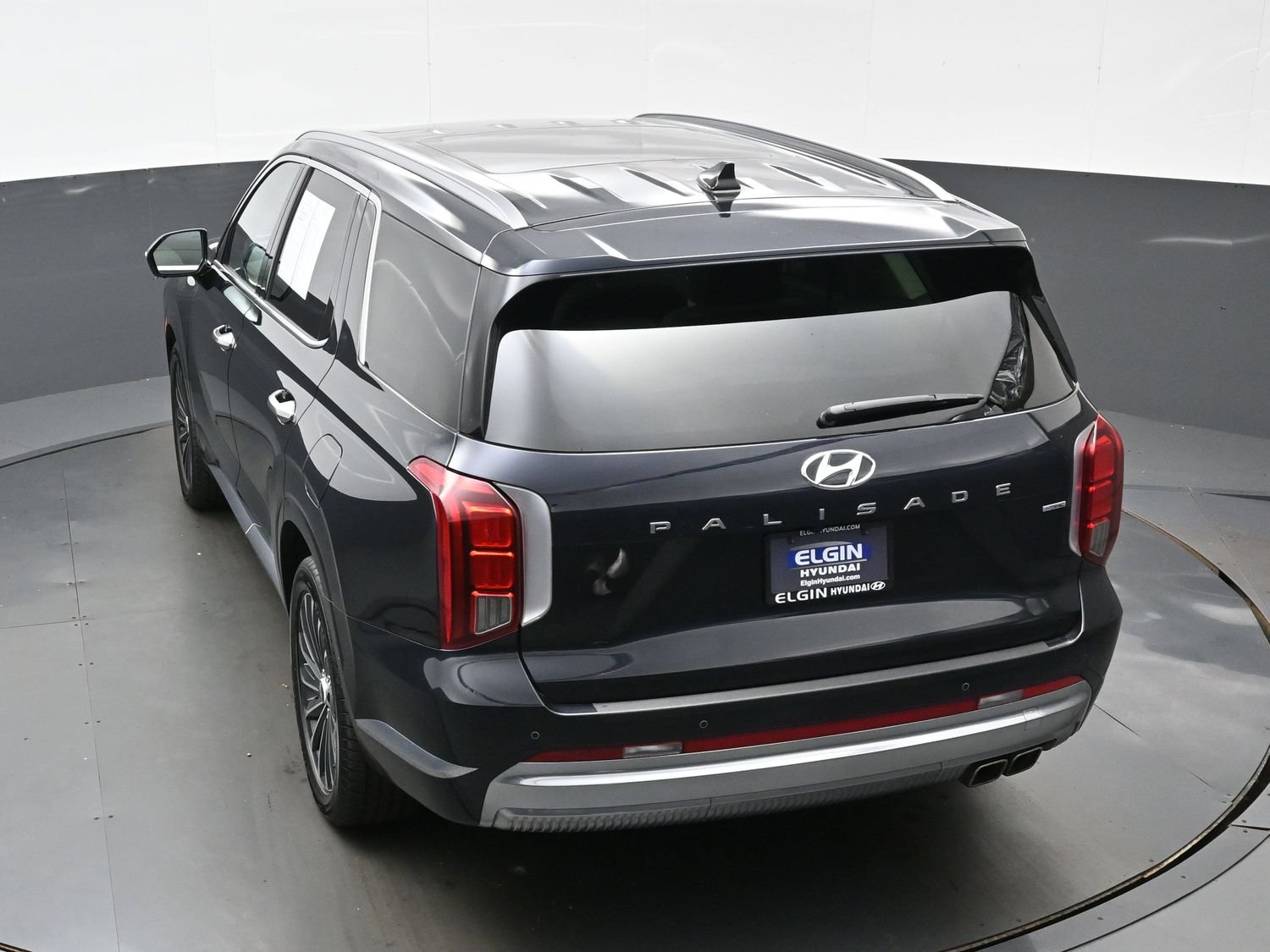 Certified 2024 Hyundai Palisade Calligraphy AWD/4WD image 40