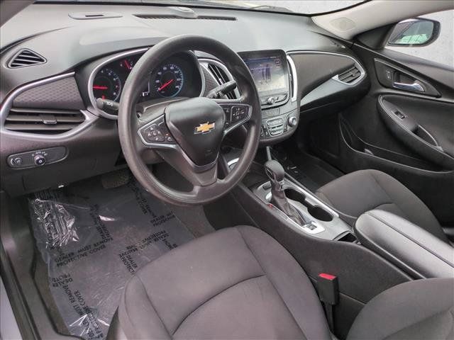 Used 2023 Chevrolet Malibu LT FWD image 10