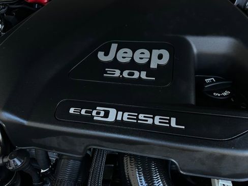 Used 2021 Jeep Wrangler Unlimited Rubicon w/ Dual Top Group image 40