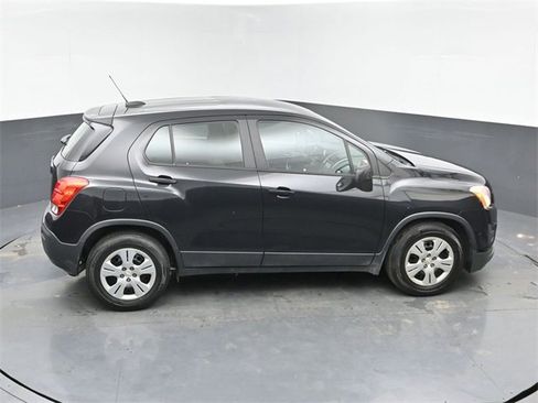 Used 2015 Chevrolet Trax LS w/ LPO, Cargo Package image 41