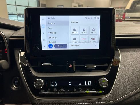 Used 2024 Toyota Corolla XSE FWD image 18
