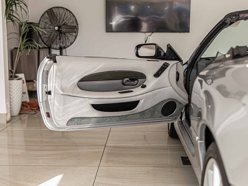 Used 2002 Aston Martin DB7 Vantage image 30