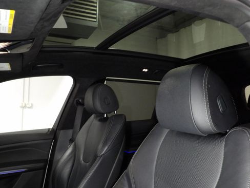 Used 2021 BMW X7 xDrive40i w/ M Sport Package image 14