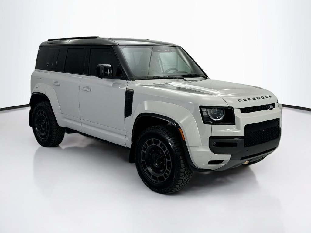 New 2026 Land Rover Defender 110 OCTA AWD/4WD image 3