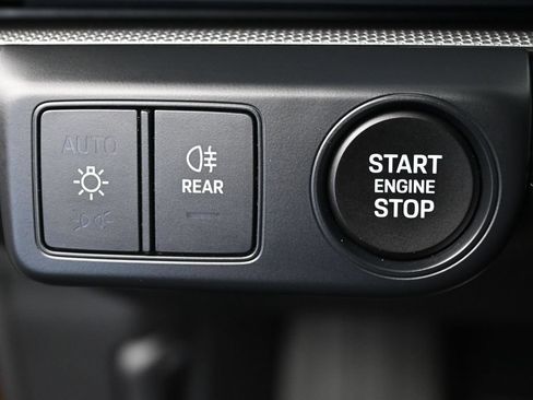 Certified 2025 Porsche Panamera 4 E-Hybrid AWD/4WD image 24