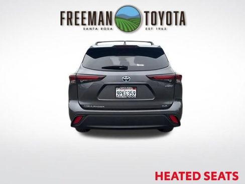 Certified 2024 Toyota Highlander XLE AWD/4WD image 6