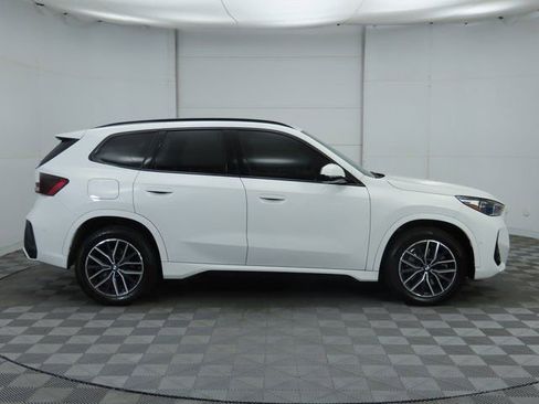 Used 2023 BMW X1 xDrive28i w/ Premium Package image 4