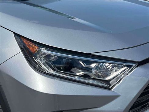 Certified 2020 Toyota RAV4 Limited AWD/4WD image 10