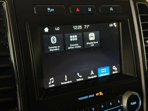 Used 2018 Ford Expedition Max Limited w/ Equipment Group 301A RWD image 81