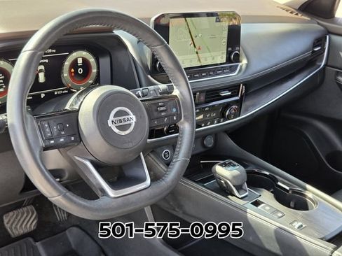 Used 2021 Nissan Rogue Platinum FWD image 9
