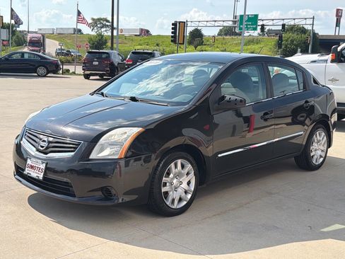 Used 2010 Nissan Sentra 2.0 S w/ Convenience Pkg FWD image 4