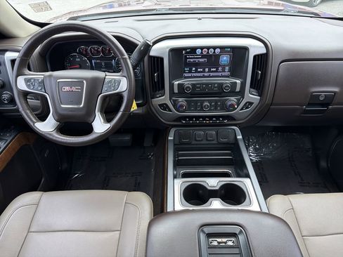 Used 2017 GMC Sierra 1500 SLT image 2