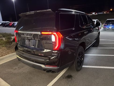 Used 2025 GMC Yukon Denali w/ Denali Reserve Package image 4