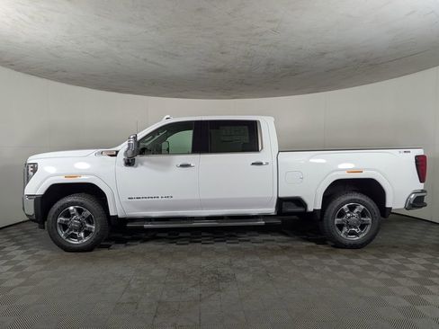 New 2025 GMC Sierra 2500 SLT w/ SLT Premium Package image 3