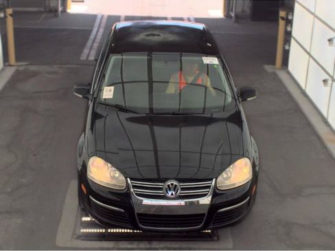 Used 2006 Volkswagen Jetta 2.5 FWD image 2