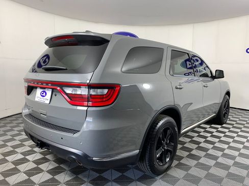 Used 2023 Dodge Durango AWD image 3