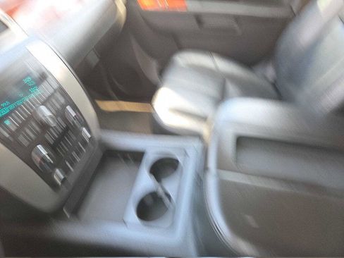 Used 2012 GMC Yukon XL SLT w/ SLT-2 Equipment Package image 43