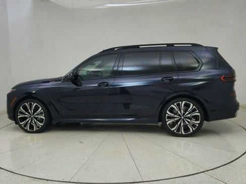 Used 2024 BMW X7 xDrive40i w/ M Sport Package image 71