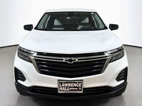 Used 2024 Chevrolet Equinox LS w/ LS Convenience Package FWD image 2