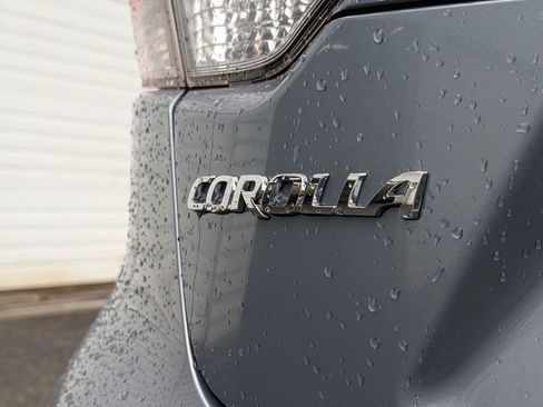 Used 2023 Toyota Corolla LE image 16