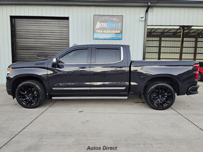 Used 2022 Chevrolet Silverado 1500 High Country w/ High Country Premium Package AWD/4WD image 5