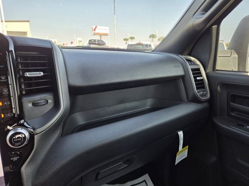 New 2025 RAM 2500 Tradesman image 32