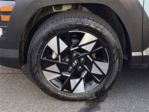 Used 2024 Hyundai Kona SEL image 7