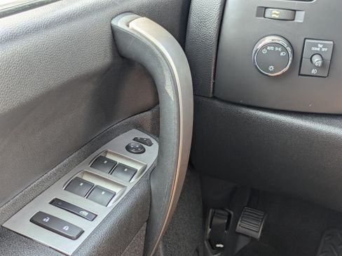 Used 2012 GMC Sierra 1500 SLE w/ Regional Value Package RWD image 23