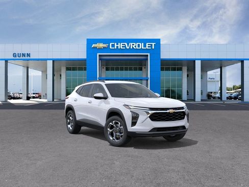 New 2026 Chevrolet Trax LT image 1
