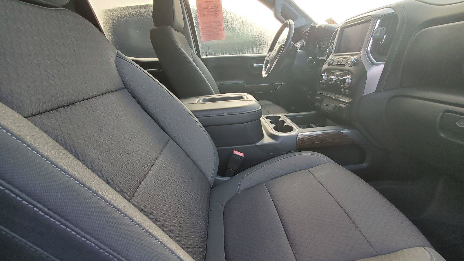 Used 2020 GMC Sierra 1500 Elevation w/ Elevation Value Package AWD/4WD image 4
