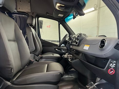 New 2026 Mercedes-Benz Sprinter 2500 image 14