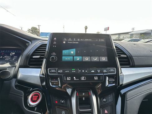 Certified 2024 Honda Odyssey Touring image 27