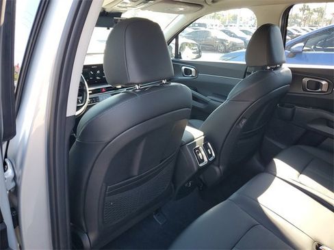 New 2026 Kia Sorento S image 16