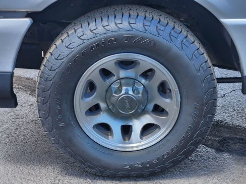 Used 2010 Ford Ranger XLT AWD/4WD image 12