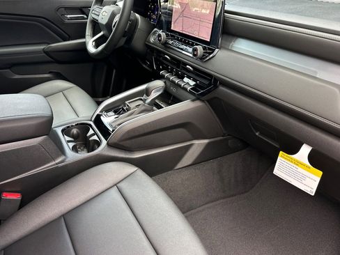 New 2026 Chevrolet Colorado LT image 15