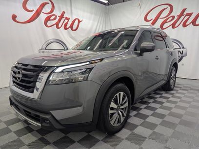 Certified 2023 Nissan Pathfinder SL