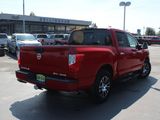 Used 2021 Nissan Titan SV w/ SV Convenience Package image 5