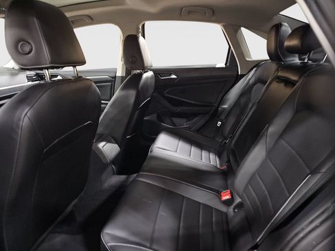 Used 2022 Volkswagen Jetta SE FWD image 20