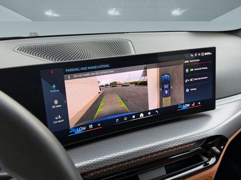 Used 2025 BMW M340i Sedan image 28