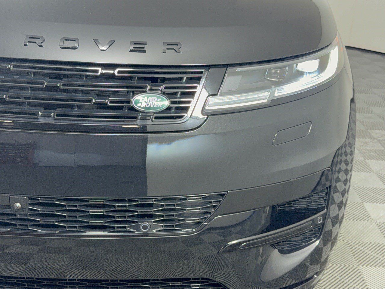 New 2027 Land Rover Range Rover Sport Dynamic SE AWD/4WD image 12