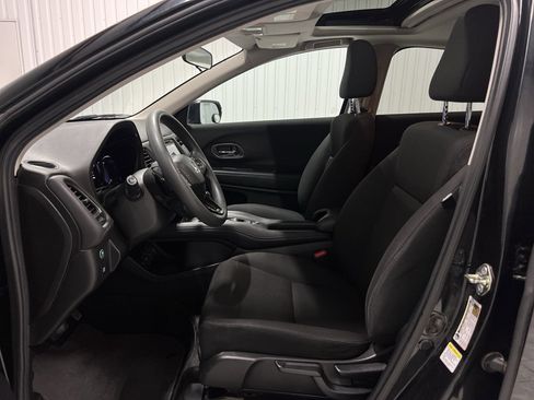 Used 2016 Honda HR-V EX image 17