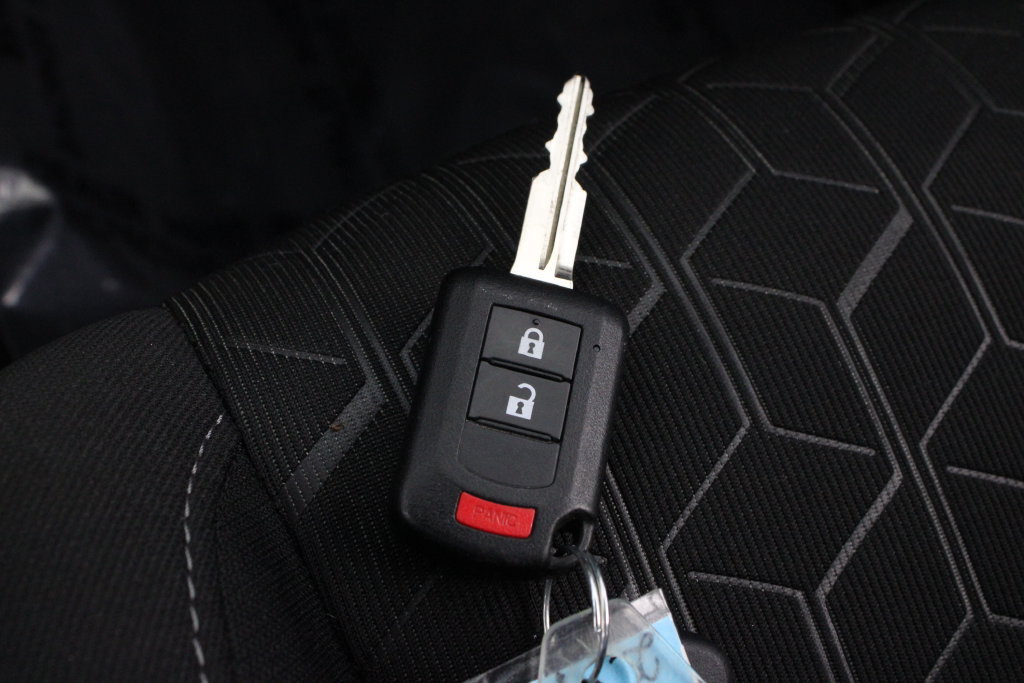 Used 2024 Mitsubishi Outlander Sport AWD image 28