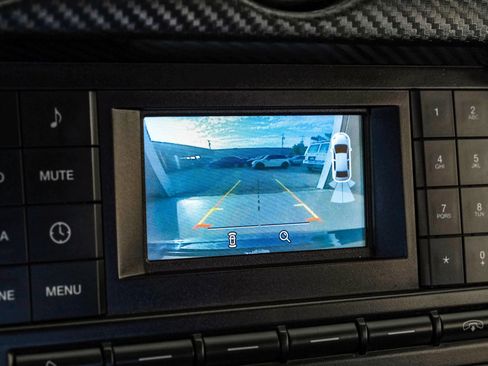 Used 2017 Ford Mustang Coupe image 19