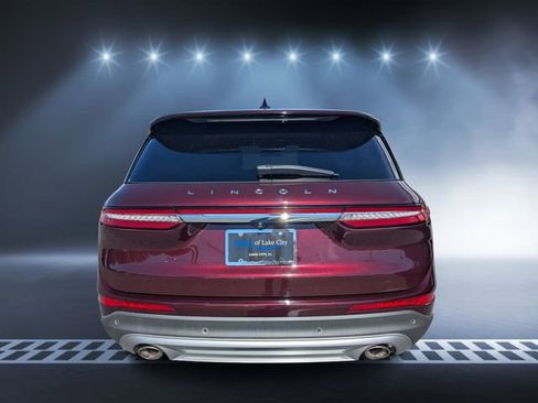 Used 2020 Lincoln Corsair FWD w/ Convenience Package image 32